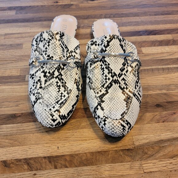 Musshoe Pointed Toe Suede Mules (Ella Quinn) - Picture 14 of 15